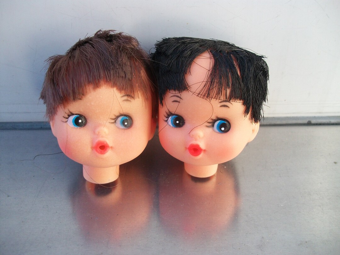 Vintage Packaged Taiwan 2 Inch Plastic Vinyl Doll Head With Dark Hair
