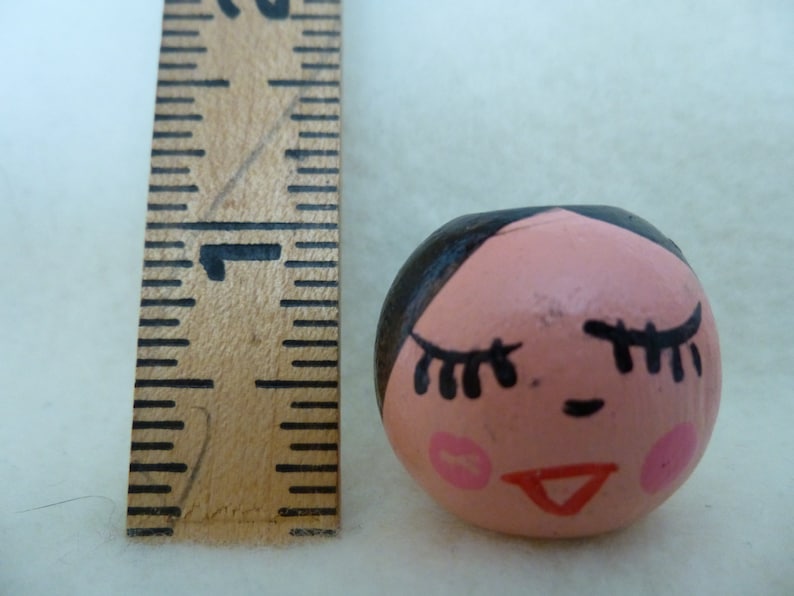 Vintage Package 25mm Wood Doll Bead Heads for Crafts Lot K *