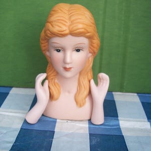 Darice Porcelain 3 Inch Doll Bust and Hands  1224-22