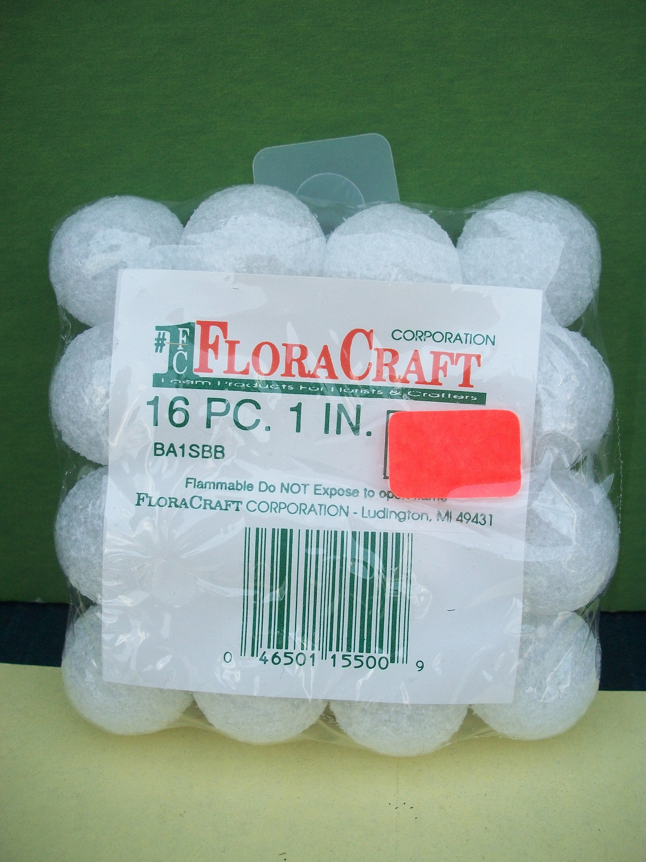 1585円 【正規通販】 FloraCraft 4 Liters Plastic Snow by 1585円 【正規通販】 FloraCraft 4 Liters Plastic Snow by