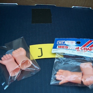 Small Baby Chubby Hands - Lot J