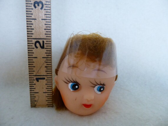 Buckram Pate for doll w/ open head 2 3/4" diameter Buckram Pate for doll w/ open head 2 3/4" diameter