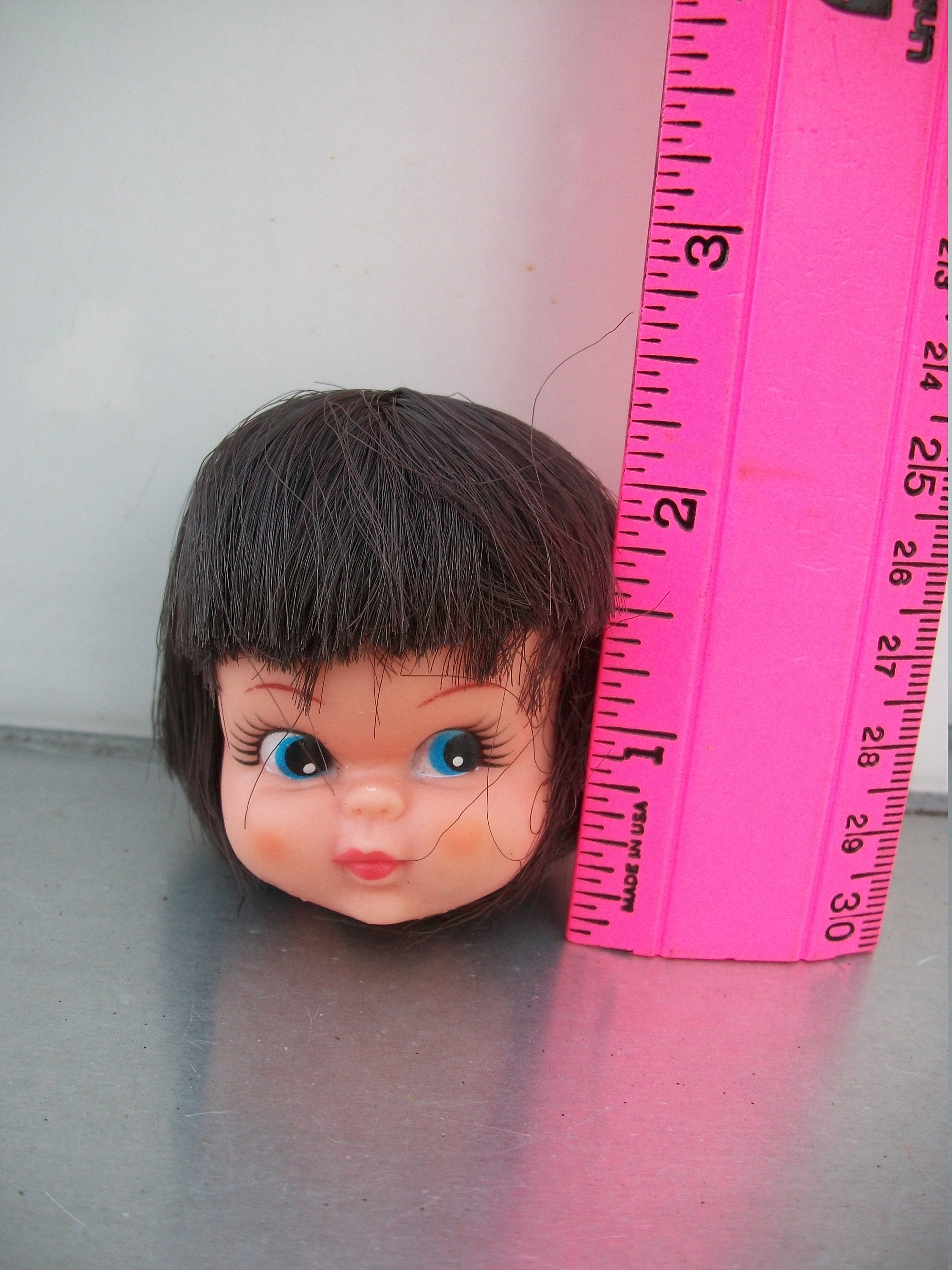 Copperton Lane: 2 Black Hair 1960s Vinyl Craft Doll Heads, Dolls and  Accessories, 15787