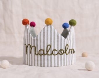 Handbroderad linnefödelsedagskrona, Safari Cake Smash-hatt, personlig barnpresent