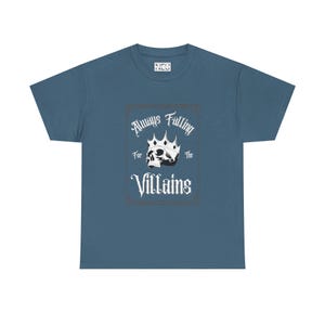 T-shirt unisex in cotone Always Falling For The Villains - T-shirt per amanti dei libri, abbigliamento piccante per libri, abbigliamento osceno, regalo per amanti dei libri, maglietta grafica immagine 10