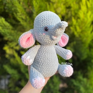 Ellie the Elephant – ręcznie robiony na szydełku pluszowy słoń – miękki pluszowy zwierzak Amigurumi – przytulna pluszowa zabawka – prezent dla dzieci