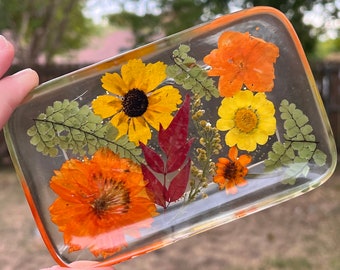 Pressed Leaves Tray | Floral Trinket Tray | Ring Dish | Decorative Flower Tray | Botanical Home Decor | Jewelry Dish | Soap Dish |