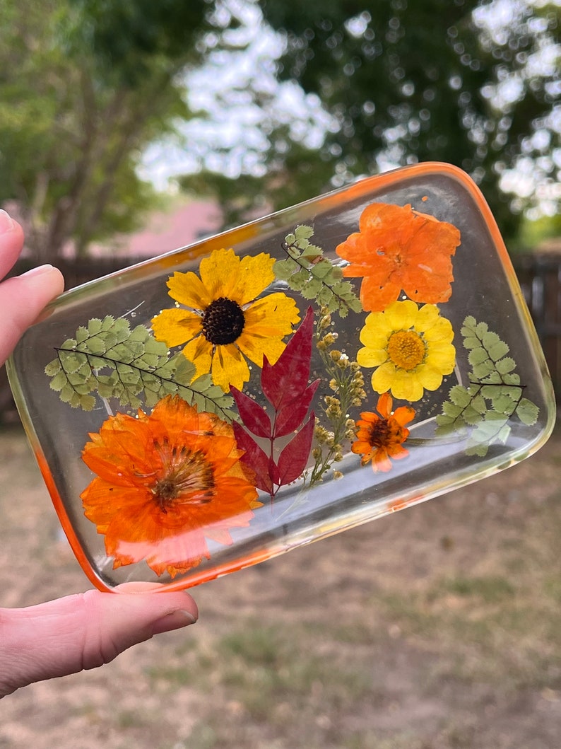 Pressed Leaves Tray Floral Trinket Tray Ring Dish Decorative Flower Tray Botanical Home Decor Jewelry Dish Soap Dish image 1