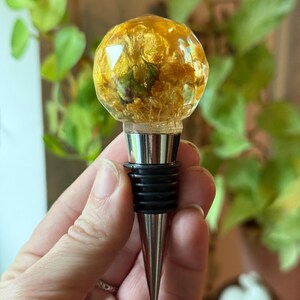 Floral Bottle Topper | Wine Bottle Stopper | Wine Cork | Preserved Flower Bouquet