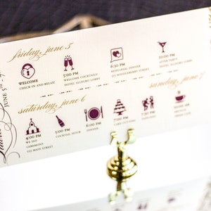 Invitaciones de boda de lujo, diseño atemporal, tarjeta para el día de la boda, burdeos y dorado, elegante - Itinerario de fin de semana "Romance clásico" - DEPÓSITO