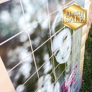 Bat Mitzvah, tarjetas de lugar, plano de asientos, libro de visitas de la fiesta - Tablero de tarjetas de lugar con foto de doble capa de 24" x 36" - Tiene capacidad para hasta 100 tarjetas - DEPÓSITO