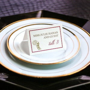 Indian Reception Dinner, Gold and Red Henna Wedding Placecards, Arabic Elegant Table Seating - "Modern Henna" Tented Placecard v4 - DEPOSIT