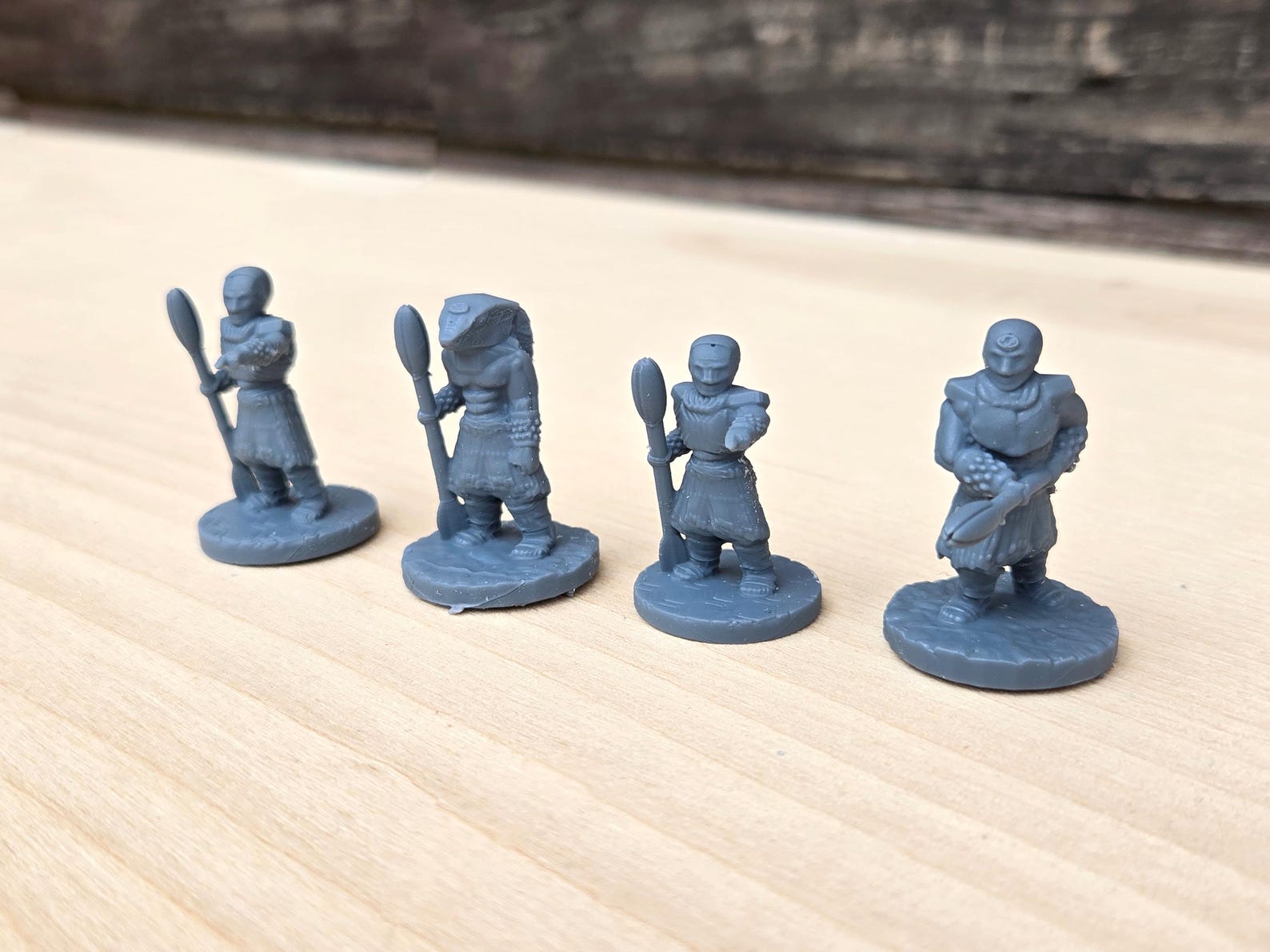High-detail Stargate SG-1 Miniatures: Apophis, Teal'c & Jaffa Guard ...