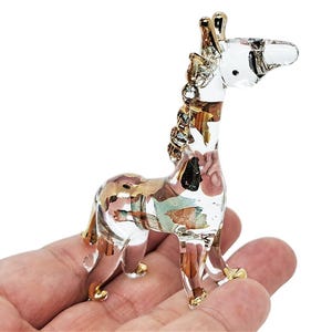 2.5&quot;Tall Clear Giraffe Figurine Miniature Blown Glass Giraffes Wildlife Safari Animal Crystal Dollhouse Decorative Collectible Figures Gifts