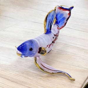 4.5&quot;L Blue White Betta Siamese Fighting Fish Figurine Miniature Blown Glass Aquatic Animal Colorful Freshwater Ornament Crystal Decor Figure