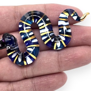 2.5&quot; Long Blue Boa Viper Slithering Snake Figurine Miniature Hand Blown Glass Serpent Snakes Small Crystal Reptile Animal Collectible Figure