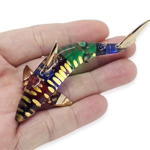 3&quot; Long Multicolor Shark Figurine Miniature Hand Blown Glass Sharks Marine Sea Life Figurines Ocean Rainbow Fish Crystal Animal Figure Décor