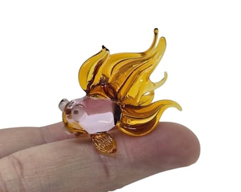 1"L Pink Yellow Goldfish Figurine Miniature Hand Blown Glass Gold Fish Aquatic Animal Colorful Freshwater Figurines Ornament Crystal Figures