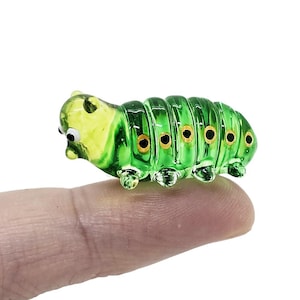 Tiny 1&quot; Green Worm Caterpillars Insect Larvae Figurine - Miniature Hand Blown Glass Insects Bugs Arthropodal Animal Crystal Figure Figurines
