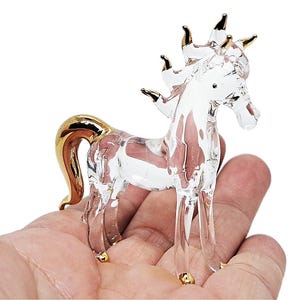 Small 2&quot; Long Clear Horse Figurines Miniature Hand Blown Glass Pony Crystal Farm Animals Figure Decorative Collectible Horses Figurine Gifts
