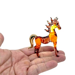 Small 2.5&quot;Long Brown Horse Figurines Miniature Hand Blown Glass Pony Crystal Farm Animals Figure Decorative Collectible Horses Figurine Gift