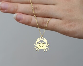 Collar de cangrejo sonriente: regalo de joyería de animales marinos, colgante minimalista del océano, collar de plata de ley