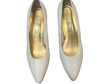 Rush Hour Vintage White Leather Heels Shoes