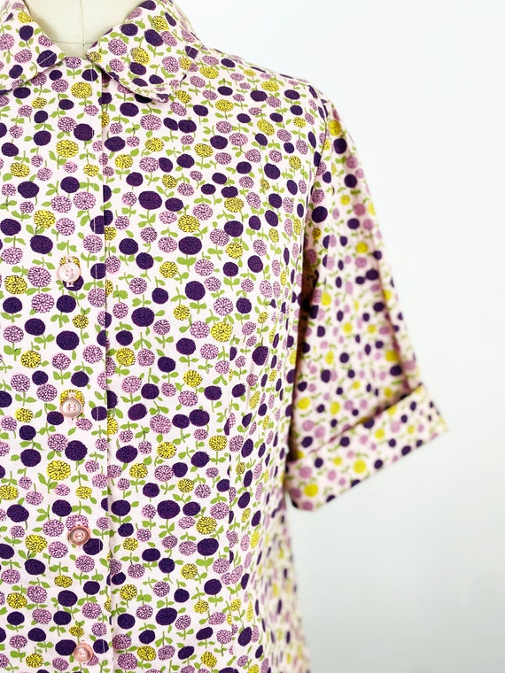 1960s Purple Floral Cotton Blouse Chrysanthemum R… - image 3