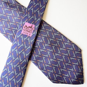 Vintage Hermes Silk Tie Navy Geometric Pattern Hermes Slim Tie Made in France Designer Silk Tie Hermes Necktie Hermes Tie 7147 FA