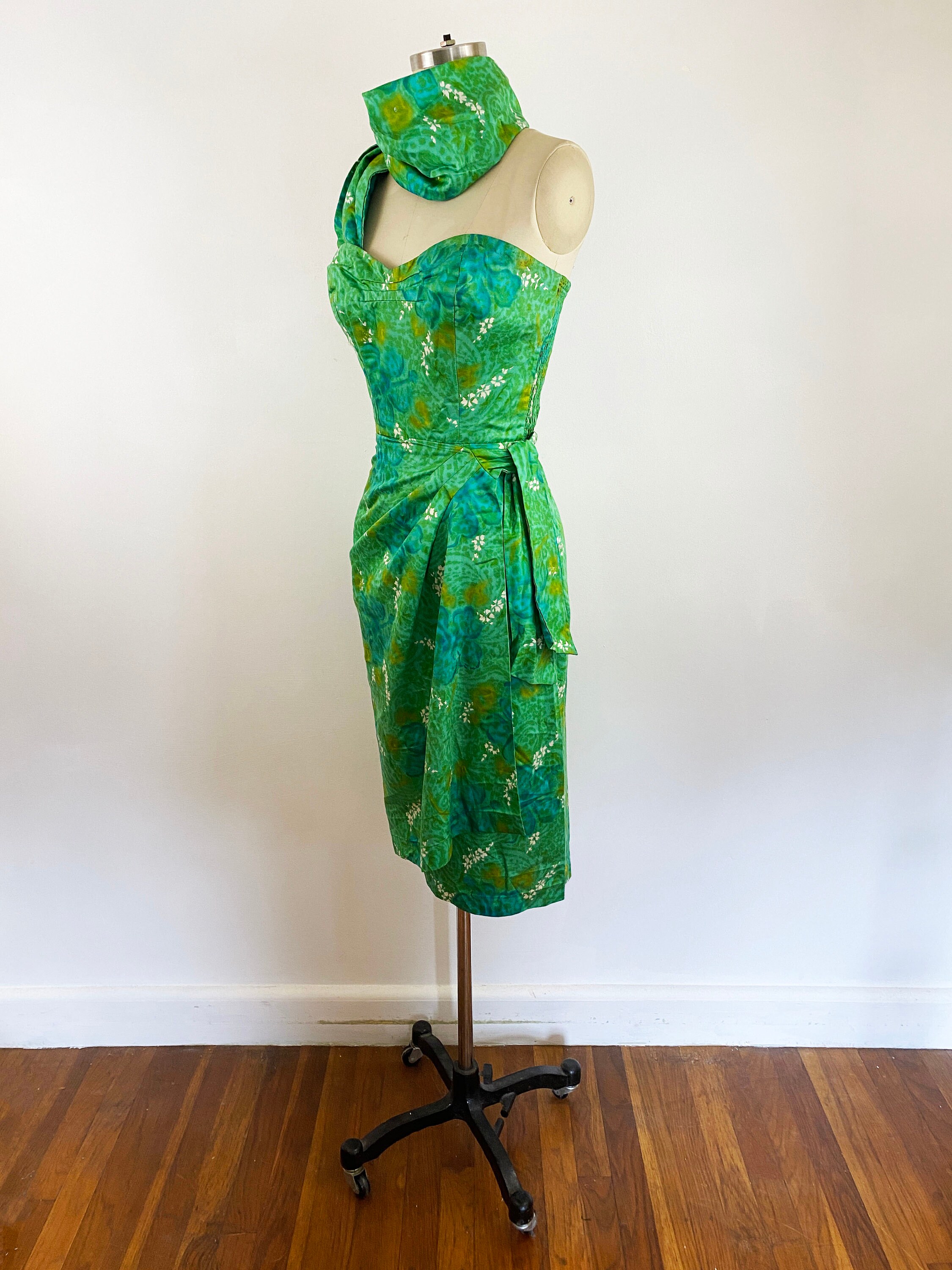 1950s Mildreds of Hawaii Green Floral Tiki Cotton Hawaiian