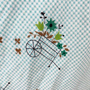 1950's Cotton Blue White Gingham Check Wheel Barrel Print 50s Vintage Country Cottage Fit and Flare Rockabilly Pin Up / Size M/L 10/12 image 8