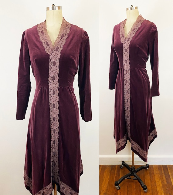 1970s Eloise Curtis Eggplant Purple Velvet Aline Han… Gem