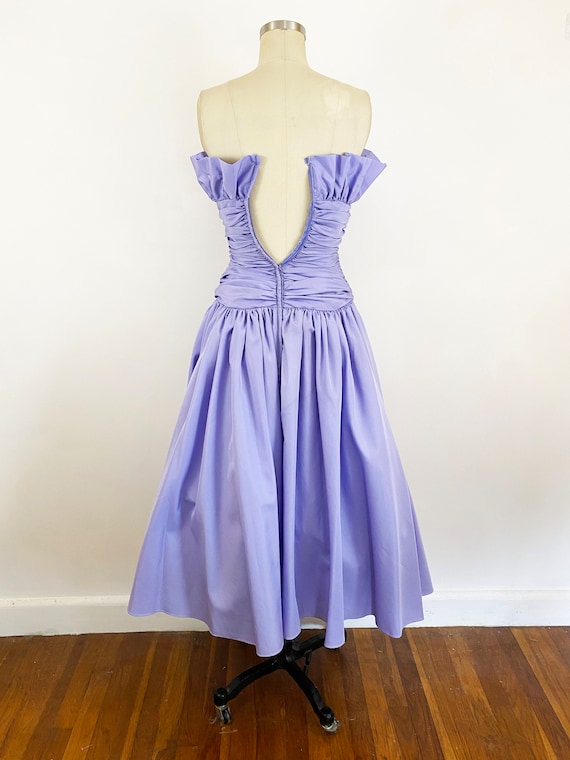 1980s Ruffle Strapless Lilac Purple Formal Fit an… - image 6