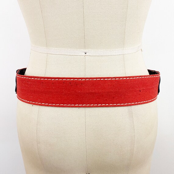 1970s Vera Neumann Red Linen and Black Leather Cl… - image 5