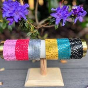 Lot de 12 bracelets joncs indiens - Plusieurs couleurs