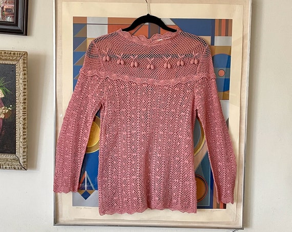 1970's 80's Mauve Blush Pink Crotchet Cotton Sheer Mock Neck Turtle Neck Long Sleeve Sweater Cherry Boho Bohemian Hippy Hippie Ladeies M/L