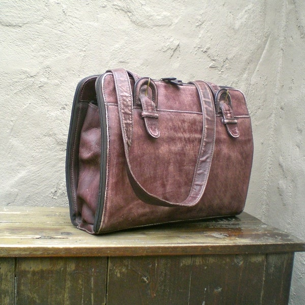 Vintage Distressed Chocolate Brown Leather Medium Zip Around Multiple Compartment Work Tote Bag