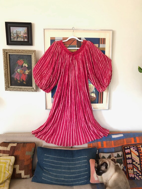 1970' 80's Hot Fuchsia White Pink Greek Cotton Gau