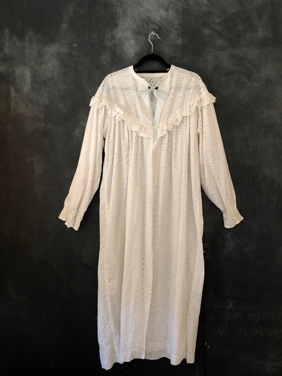 1970's White Cotton Eyelet Robe Duster Jacket Beac