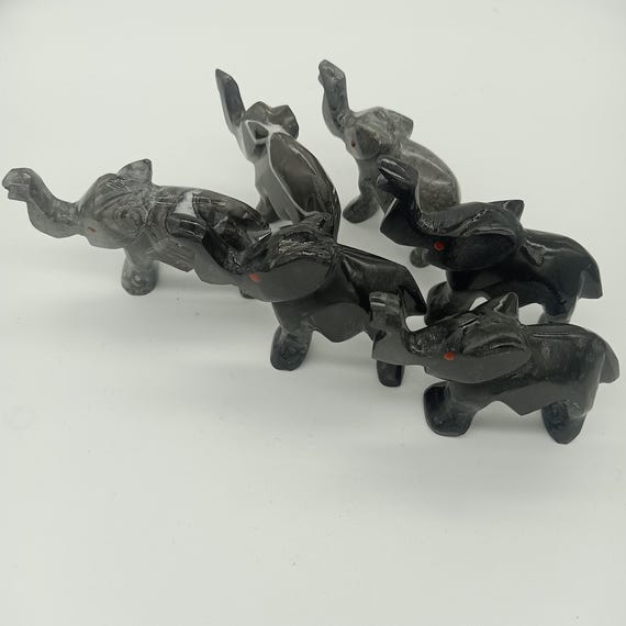 手作りの大理石の象の彫刻セット - ご自宅の装飾、ギフト、または