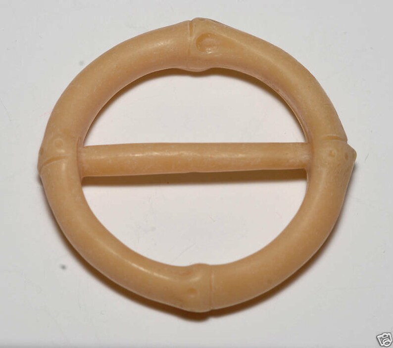Vintage Hard Plastic CreamBeige Bamboo Style Belt Buckle