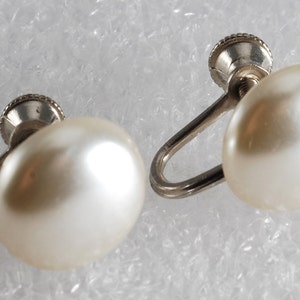 Vintage 60's Nemo Hand Polished Quality Faux Pearl Screw Back Earrings NOC Jewelry image 2