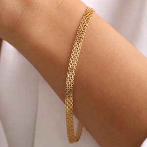 14k Gold Bismark Bracelet •  Flat Chain Bracelet for Women • Dainty Yellow Gold Mesh Link Bracelet • Gift for Her