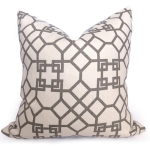Pelagos - Kravet Designer Pillow Cover - Haze - Grigio - Charocal - Cuscino decorativo - Cuscino a traliccio - Grafico