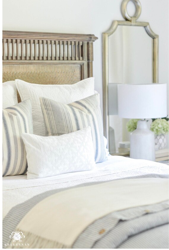 Quatrefoil pillow hot sale