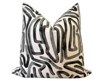 Labyrinth Pillow Cover - Black and White - Linen Pillow Cover - Geometric Pillow - Modern Art Pillow - Decorative Pillow - Paint