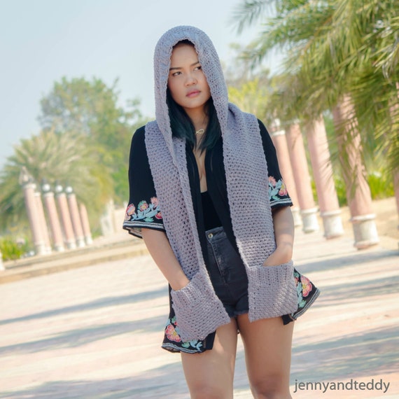 crochet hooded pocket scarf