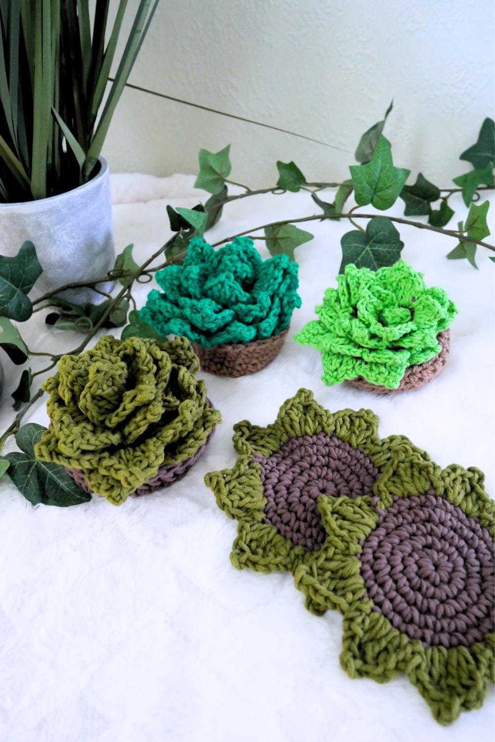 33 Succulent Crochet Patterns for Easy Indoor Garden Decor and Handmade Gifts 17 Succulent coaster in pot/basket
