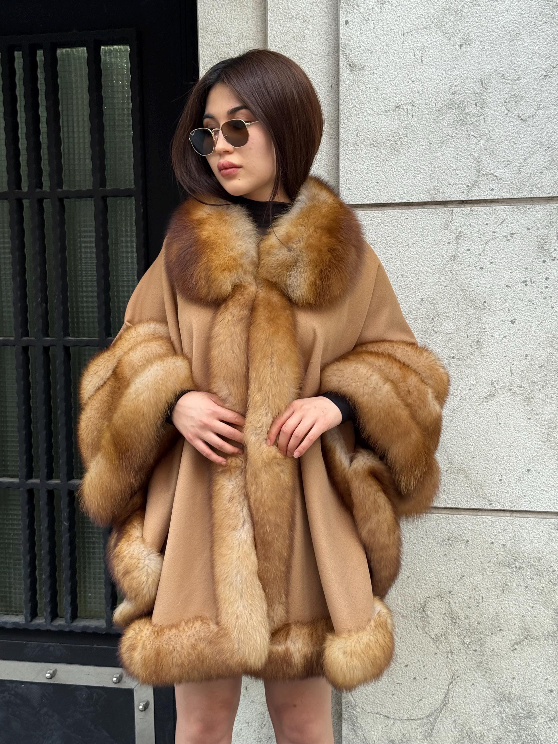 フィンランドフォックスファー付きカシミヤポンチョ（フリーサイズ