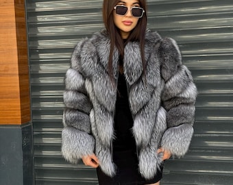 Chaqueta de piel de zorro gris escarchada con mangas desmontables / Abrigo y chaleco de piel 2 en 1 hechos a mano / Prenda de abrigo de invierno de lujo para mujer / Regalo para ella